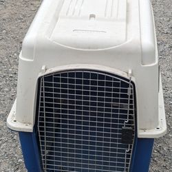 Petmate Large Dog Crate/Kennel $40