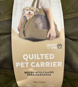 Heart to tail Olive Quilted Dog/Pet Carrier