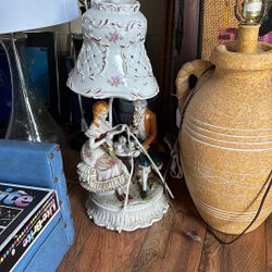 VINTAGE LAMP