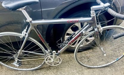 55cm trek oclv road bike