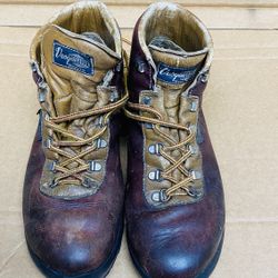 Vasque Skywalk Gore-Tex Hiking Boots (8.5M)