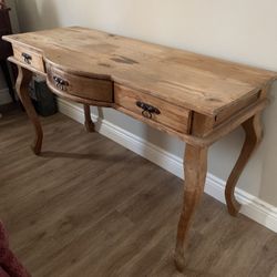 Entry Table/ Desk 