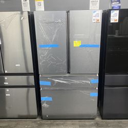 Café - 23.2 Cu. Ft. 4-Door French Door Counter-Depth Smart Refrigerator with Dual Dispense AutoFill Pitcher - Platinum Glass 😻