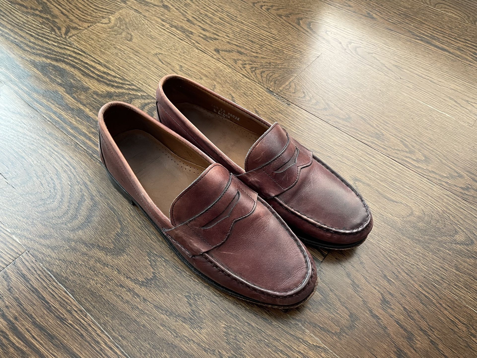 Allen Edmonds Cavanaugh 10.5E Penny Loafers - pearsons-glass  display picture 1