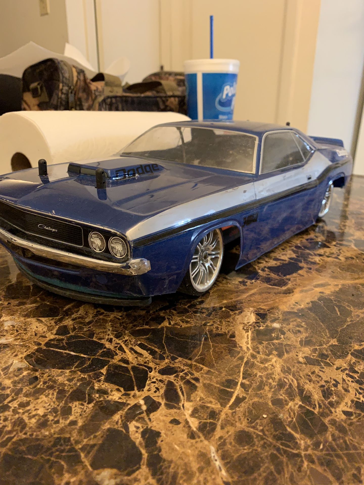 Tc3 rc drift car Dodge Challenger
