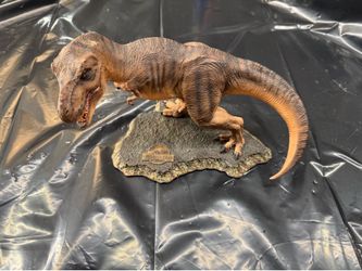 Prime 1 Studios Limited Edition 25th Anniversary T-Rex Model