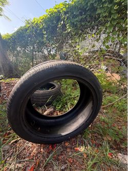 Tires 245 40 18