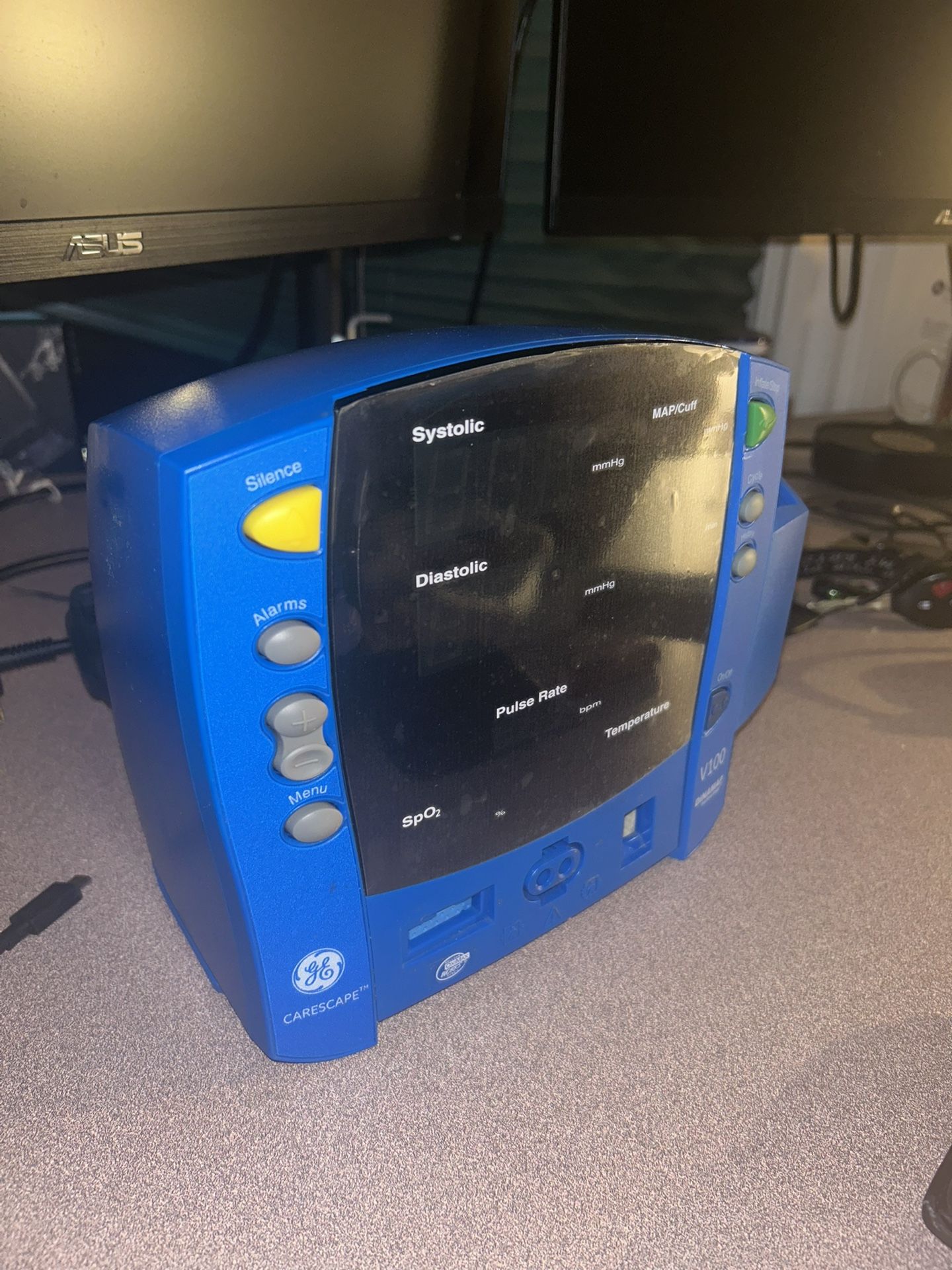 GE V100 Blood Pressure Machine (unit Only)