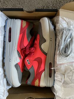 Airmax 1 Clot Sz 9. New