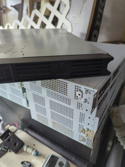 APC 750 Smart UPS