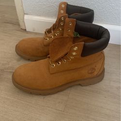 Timberland Color: Wheat  Size: 9 