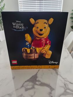 Brand NEW Winnie the Pooh LEGO set