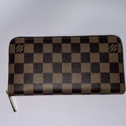 LV Damier  Ebene zipper wallet