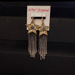 Golden Earings 