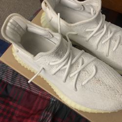Yeezys 350 White Size 9 