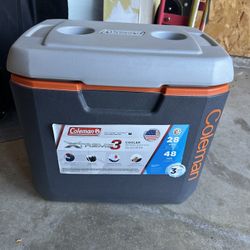 New Colman Cooler - 28 Quarts