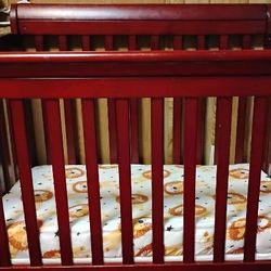 4-in-1 Convertible Mini Crib 