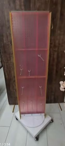 Peg board