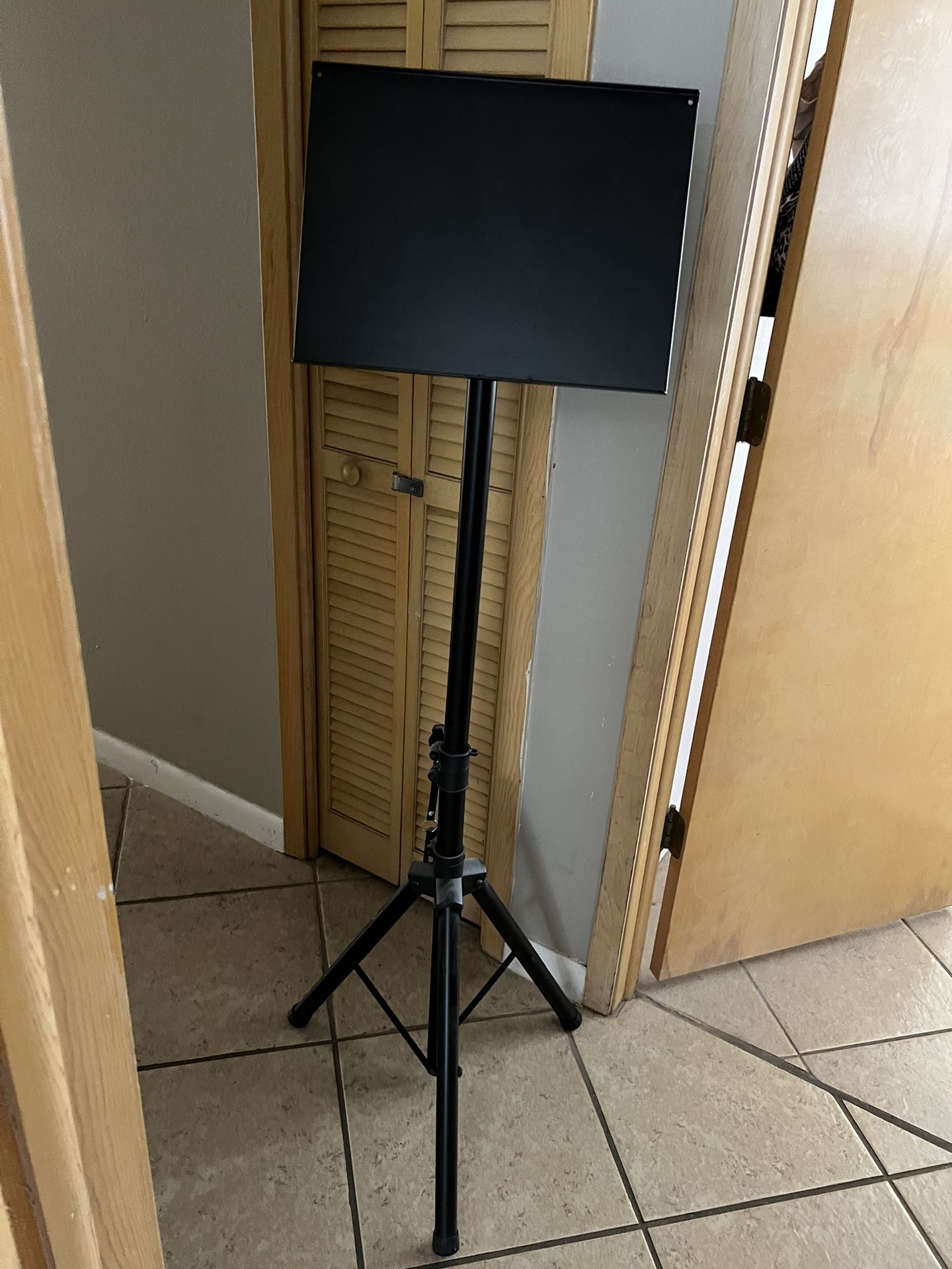 Music Stand
