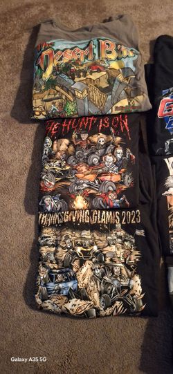 Assorted graphic tshirt lot
