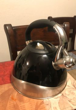 Russell Hobbs electric tea kettle model c330 series Retro for Sale in Dry  Ridge, KY - OfferUp