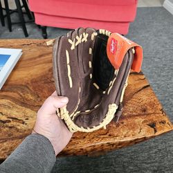 Rawlings Right Handed Glove Brand New