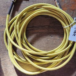 Generic guitar and bass cables