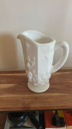 Milk vase perfect condition