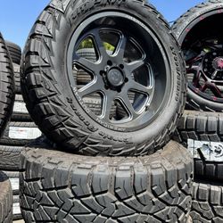 WHEELS OUTLAW 20x10 CHEVY TAHOE YUKON DENALI 