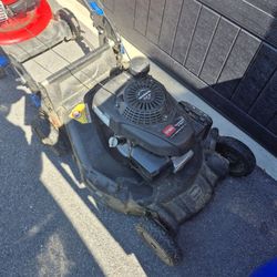 TORO/ HONDA MOTOR- PUSH MOWER