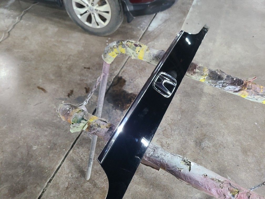 13 Honda Crv Rear Molding