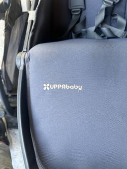 Uppababy Stroller. Grey In Good Condition.