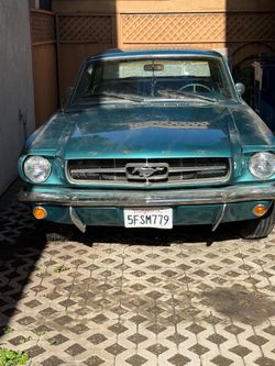 1965 Ford Mustang (1964 1/2)