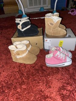 Infant Shoes/Halo Bed