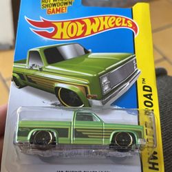 Hot wheels 83 Silverado