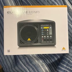 Behringer Eurolive B207MP3