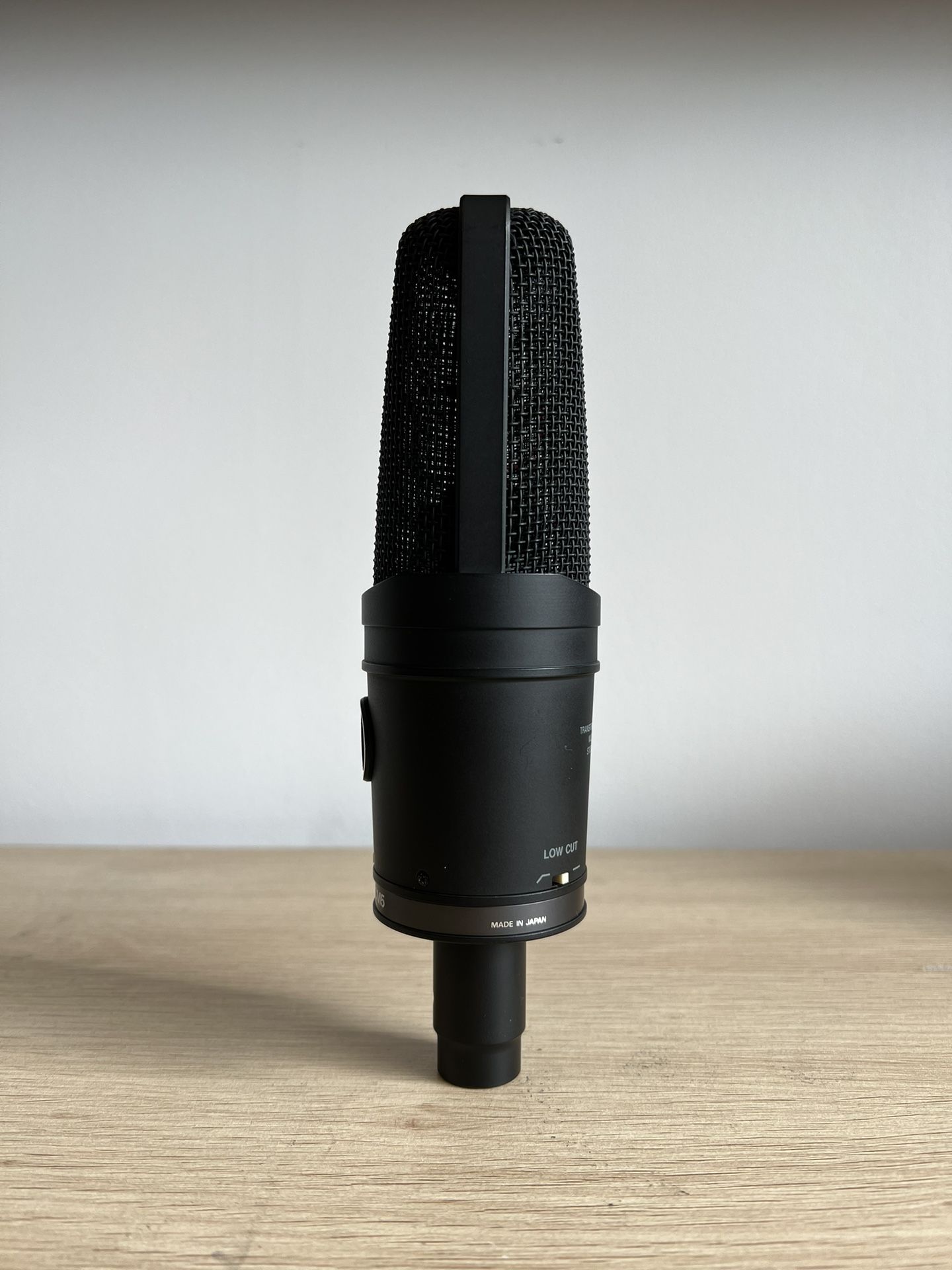 Audio-Technica AT4050/CM5 Condenser Microphone With Carrying