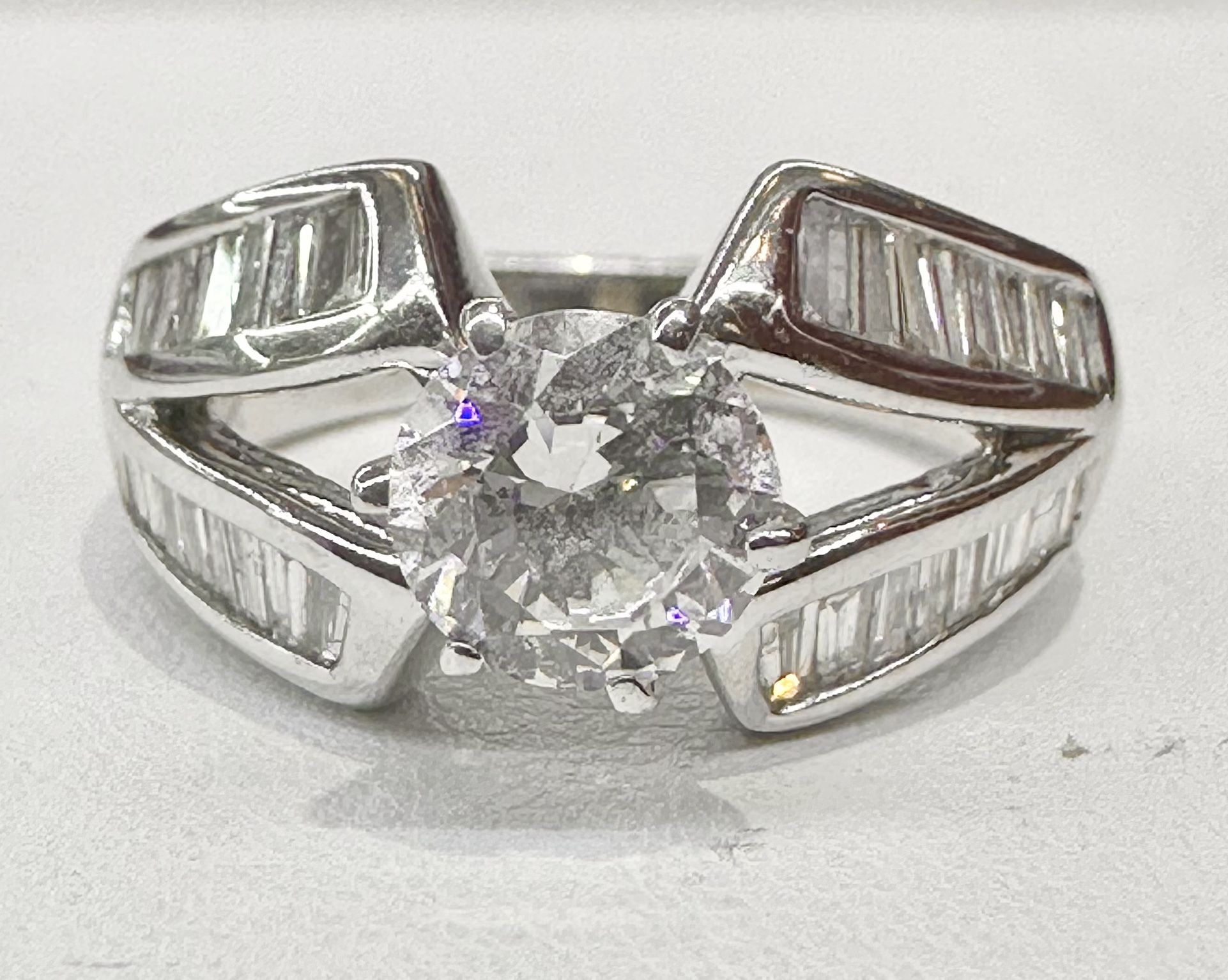 Custom 14K White Gold Diamond Wedding Ring Round Brilliant