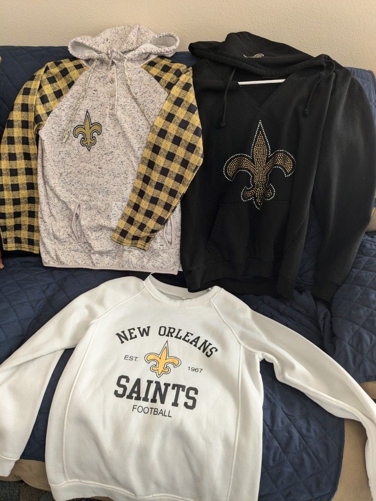 Women's Size Medium NFL Saints Hoodies/Sweater