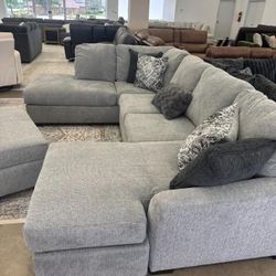 I’m Jon Green, Wayne’s Home Sales Representative🌟U Shaped Modular Sectional Couch W Double Chaise 🌟 Color Options 