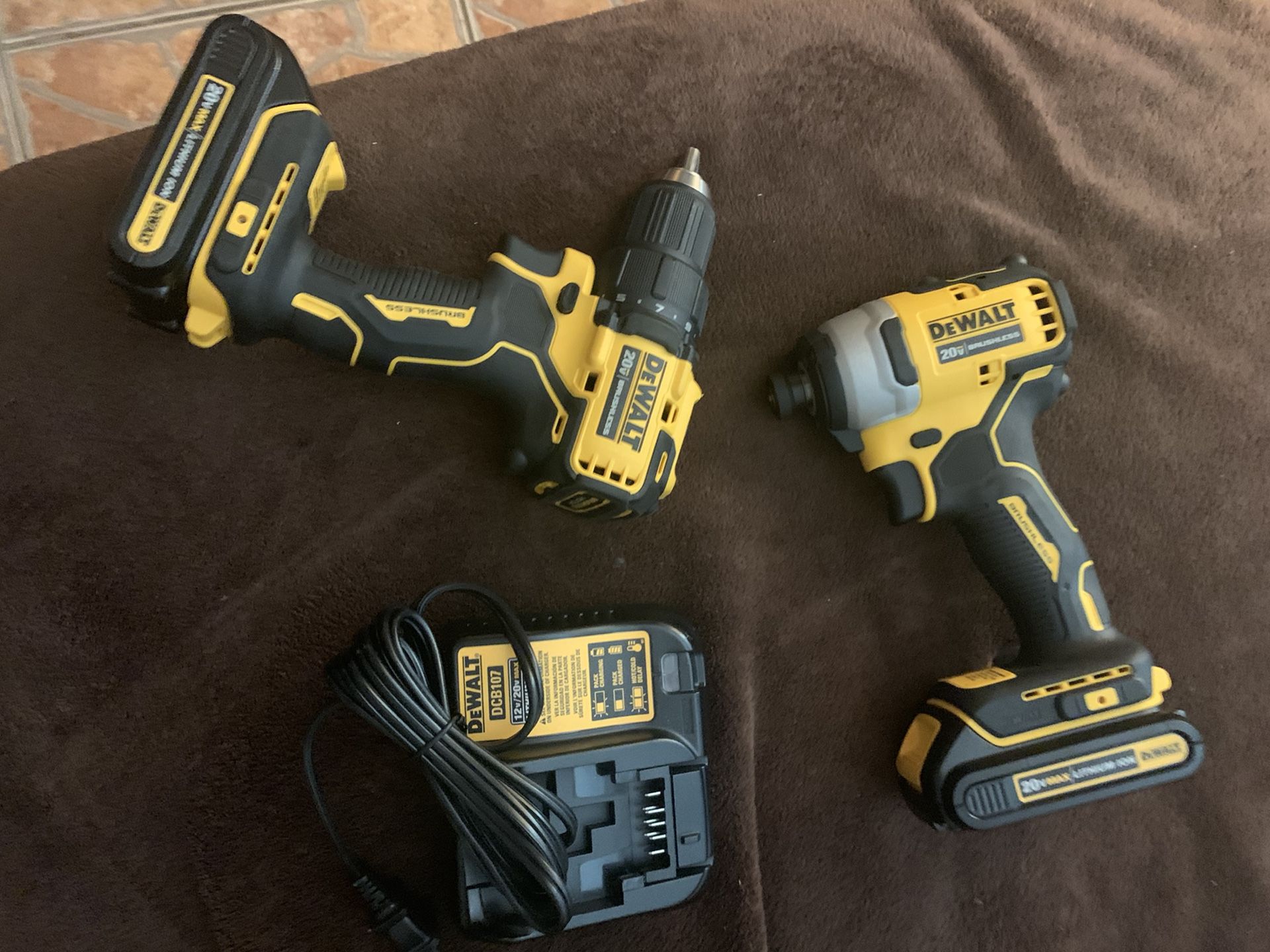 Dewalt—Impact and drill set ~new 20v atomic series brushless