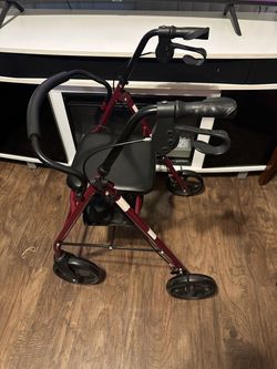 Drive Medical Durable 4-Wheel Rollator with 7.5" Wheels