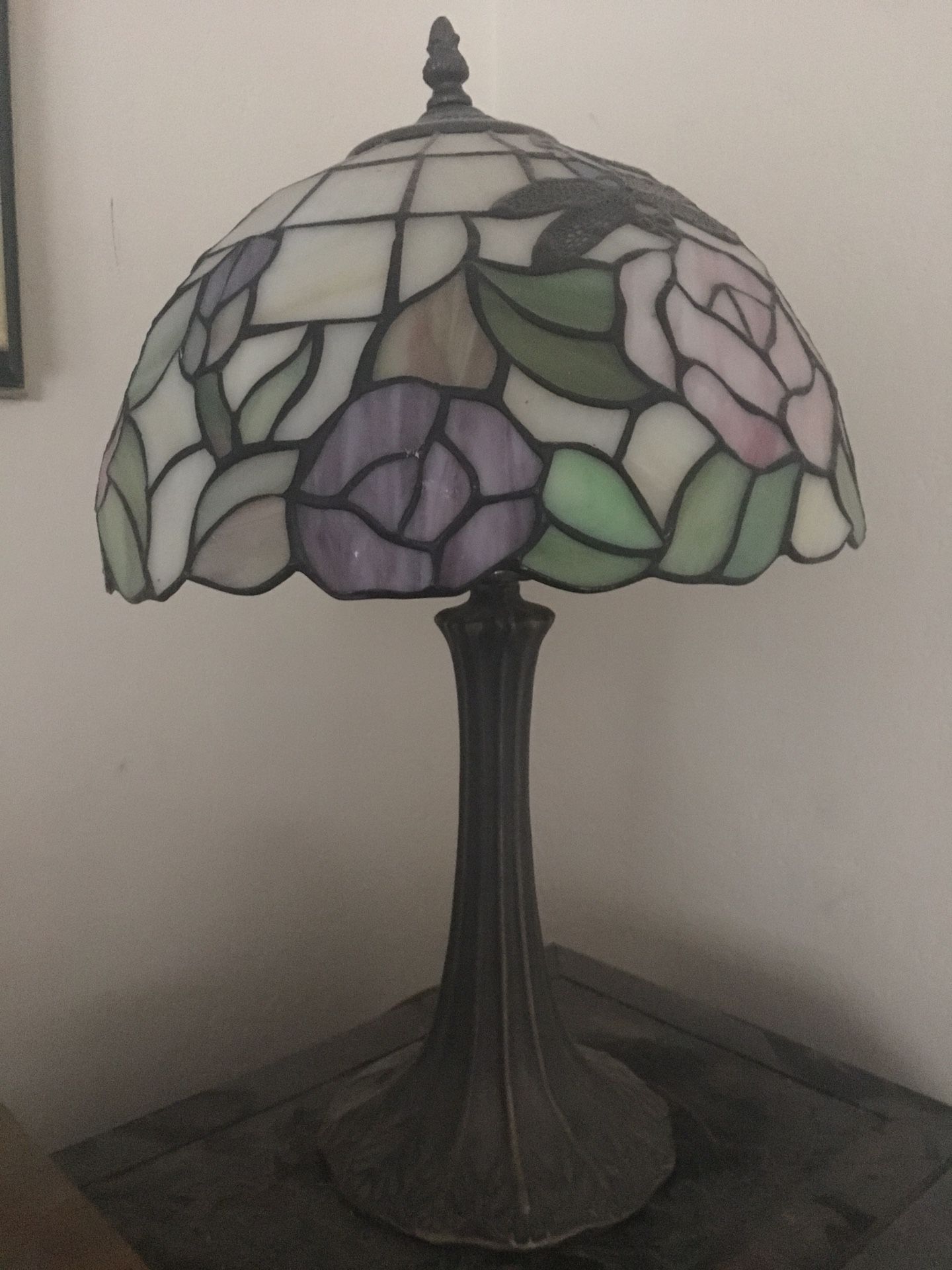 Antique Tiffany dragonfly style table lamp w/underwriter’s sticker