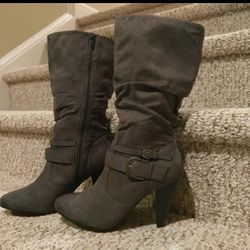 New Women's Size 8 Boots (Retail $89) Full Side Zipper, Arch Support