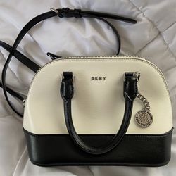 DKNY Authentic Leather Purse 