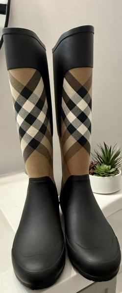 Burberry Clemence Rain Boots Size 38