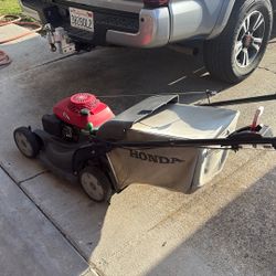 Honda  mower
