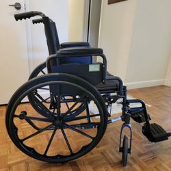 Nova Lightweight 7000 Series Wheelchair