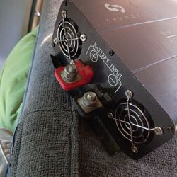 Pure Shine 2000 watt inverter (solar)