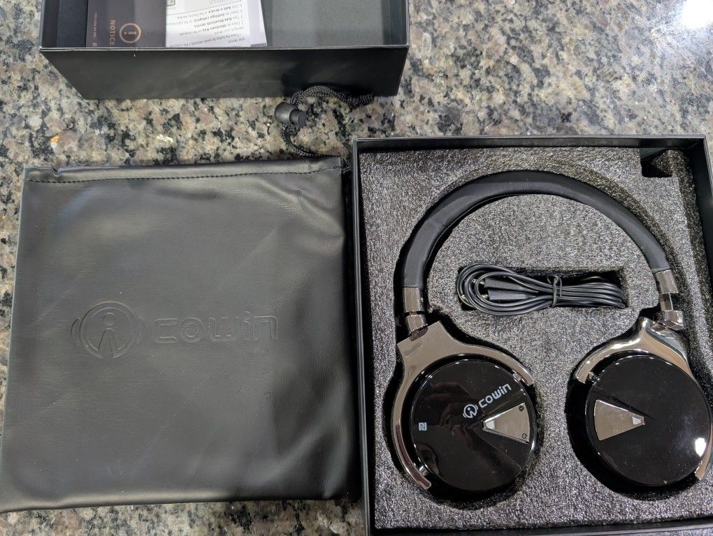 Cowin E7 Noise Cancelling Wireless Headphones